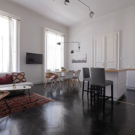 City Center Industrial Residence Budapest Extérieur photo